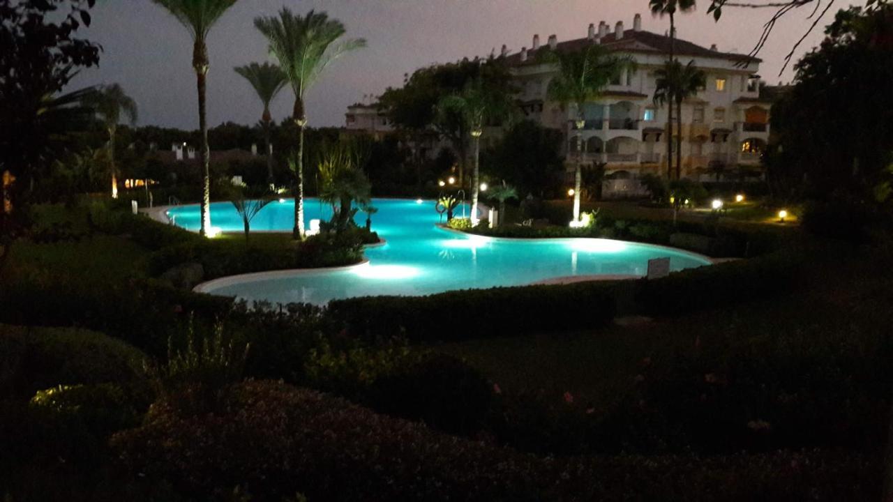 Chez Elo'S Marbella Milla De Oro. Jardin Privado Apartment Exterior photo
