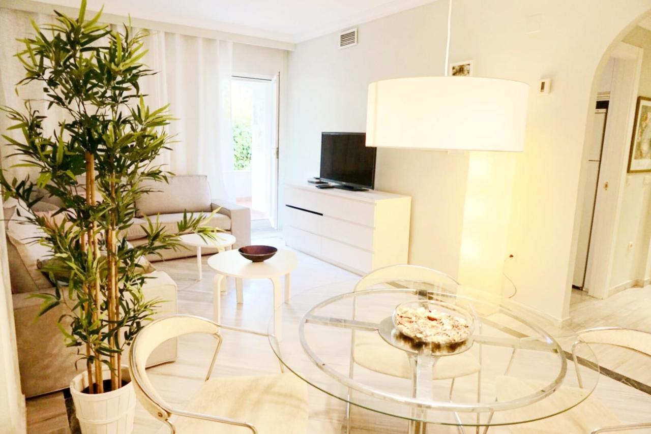 Chez Elo'S Marbella Milla De Oro. Jardin Privado Apartment Exterior photo